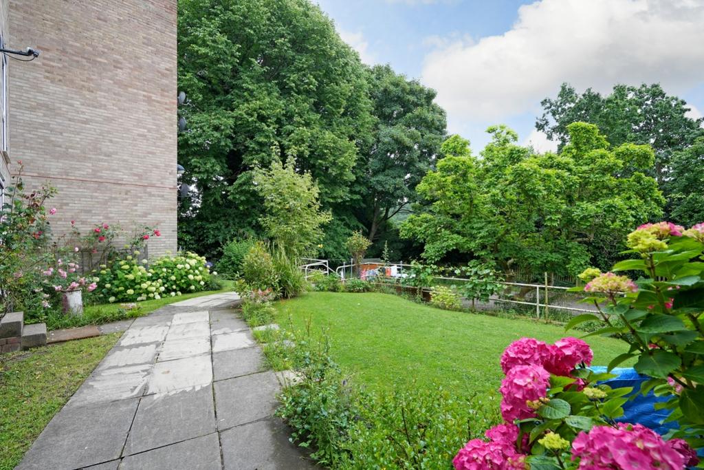 Communal garden