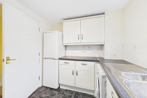 2 bedroom apartment to rent, Lloyd Close, Cheltenham, Glos, GL51