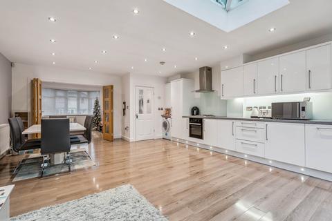 undefined, Leggatts Wood Avenue, Watford