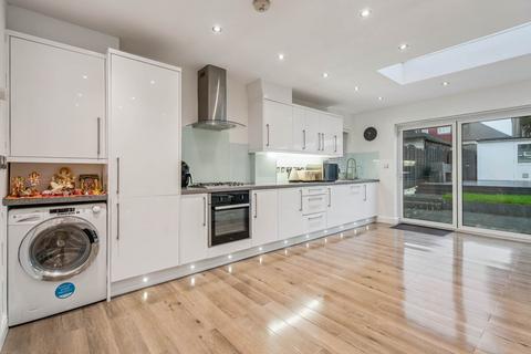 undefined, Leggatts Wood Avenue, Watford