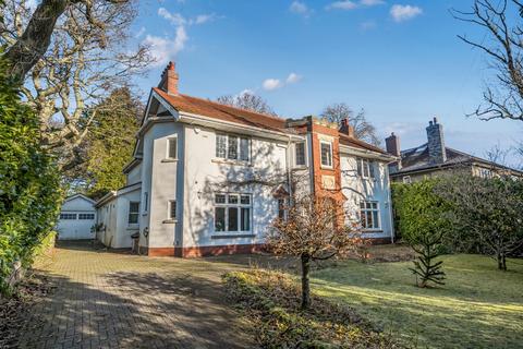 undefined, Ty-Gwyn Crescent, Cardiff