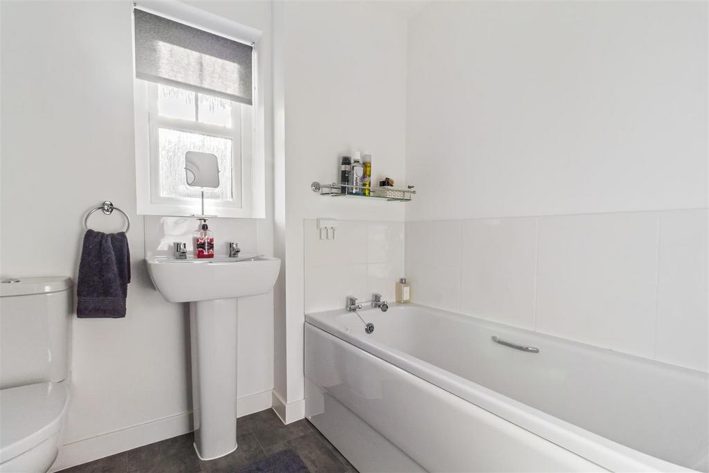 2 Matheson Place-009.JPG