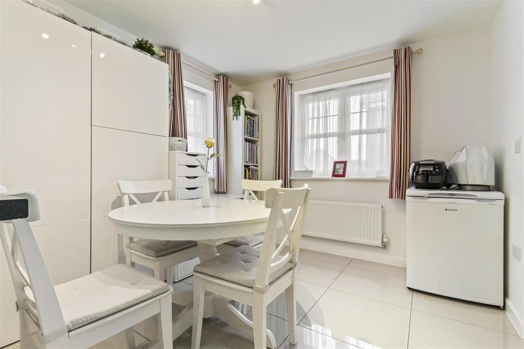 2 Matheson Place-012.JPG