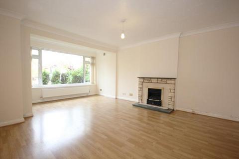5 bedroom detached house to rent, Vale Close, Harpenden, AL5