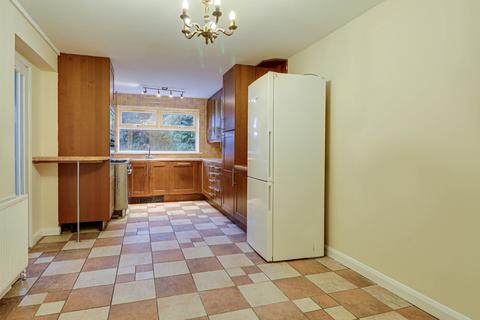 undefined, Vale Close, Harpenden, AL5