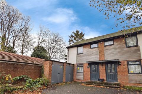 2 bedroom semi-detached house to rent, Shirley, Southampton SO15