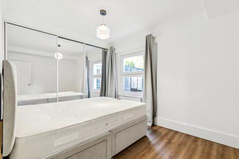 1 bedroom flat for sale, Harwood Road, London SW6