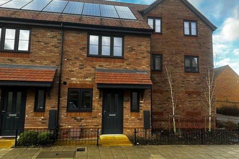 2 bedroom house to rent, Holdenby Drive - Corby