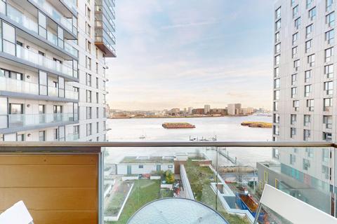 3 bedroom apartment to rent, Barge Walk, London, SE10