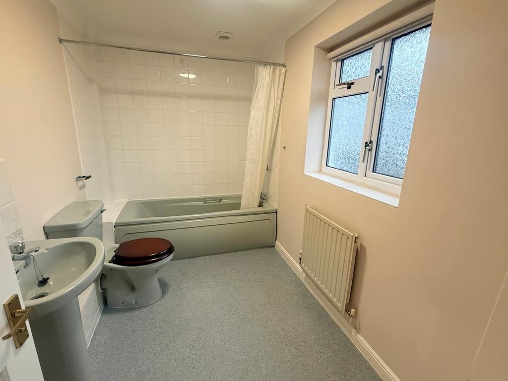 Annexe bathroom