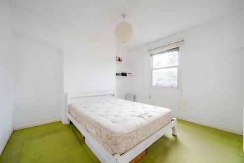 1 bedroom flat for sale, Ashmead Road, St Johns, London, SE8