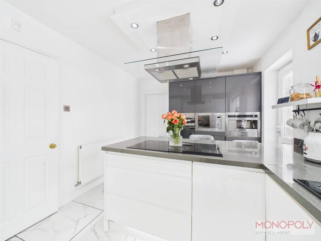 Edited kitchen 2.jpg