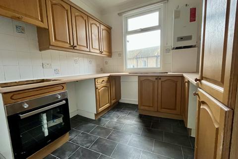 1 bedroom flat to rent, Parrock Street, Gravesend, DA12