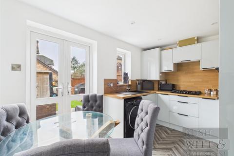 2 bedroom semi-detached house for sale, Pentland Close, St. Leonards-On-Sea