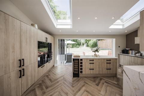 undefined, Tudor Drive, Sevenoaks TN14