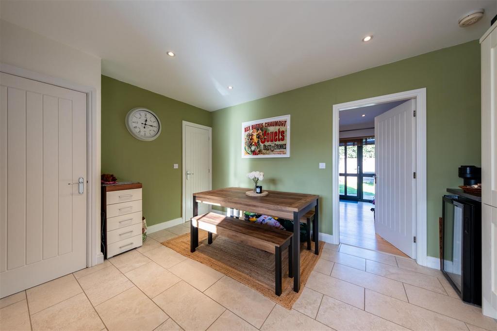4 Duddon Mews-003.jpg