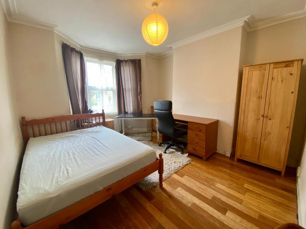 Bedroom 2.jpeg