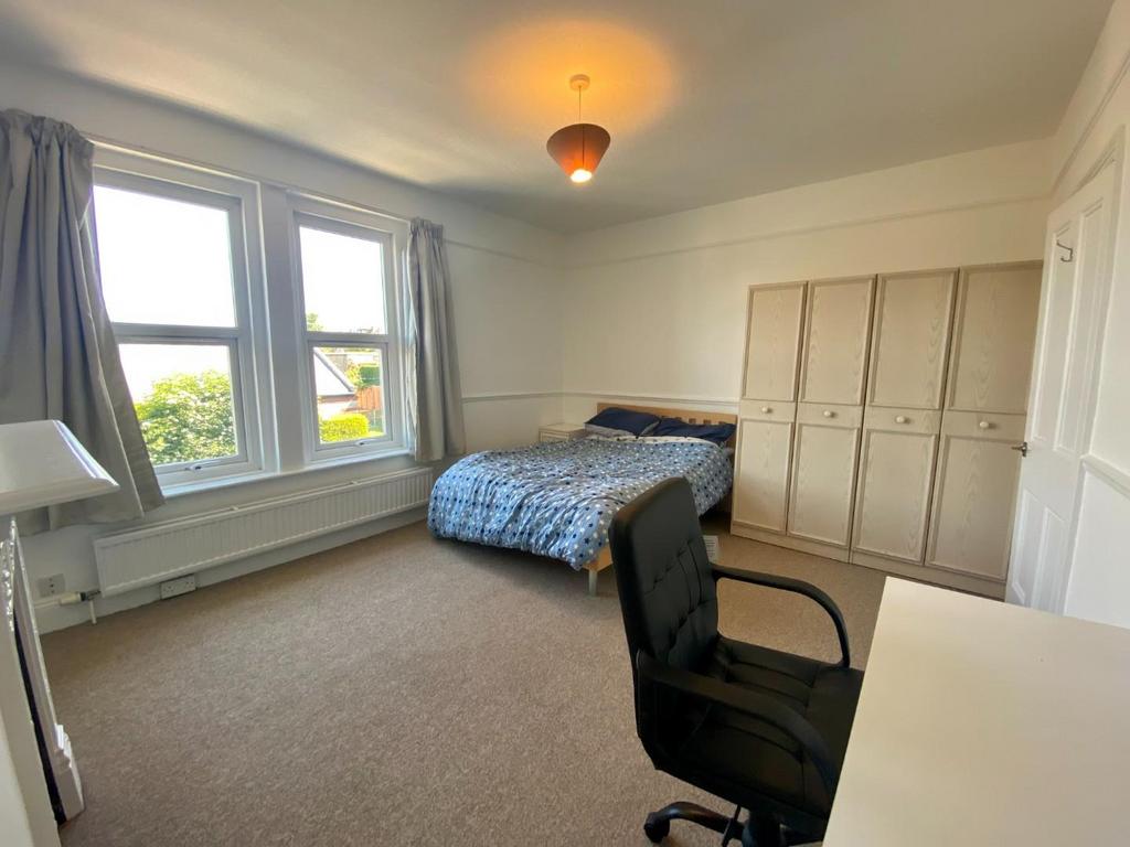 Bedroom 1.jpeg
