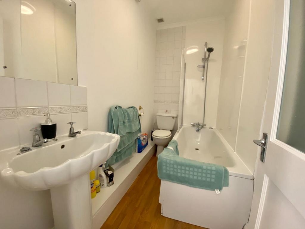 Bathroom.jpeg