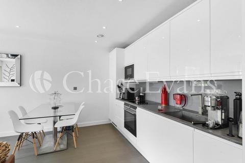 1 bedroom detached house to rent, Lismore Boulevard, Colindale, London, NW9