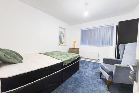 1 bedroom in a house share to rent, Woodway Lane, Coventry CV2