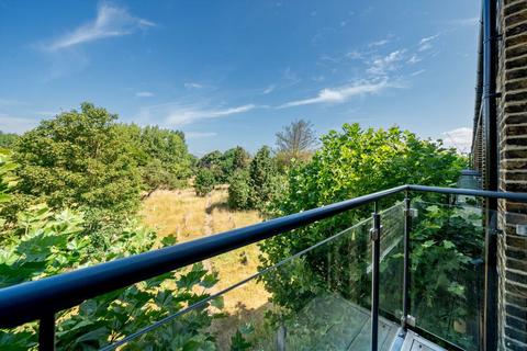 2 bedroom flat for sale, Atalanta Street, London SW6