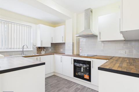 2 bedroom terraced house to rent, Hornby Grove, Hull