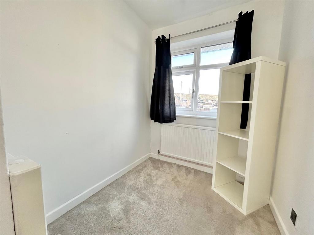 Bedroom 3.jpg