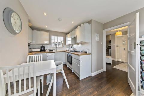 2 bedroom apartment to rent, Kew Road, Richmond, TW9