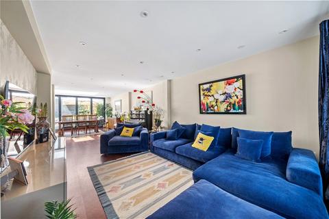 4 bedroom semi-detached house to rent, Bowness Crescent, London, SW15