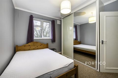 3 bedroom flat to rent, Spencer Park, London, SW18
