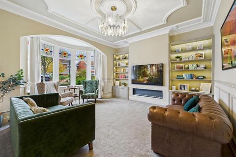 5 bedroom semi-detached house for sale, Hawthorn Gardens, Whitley Bay