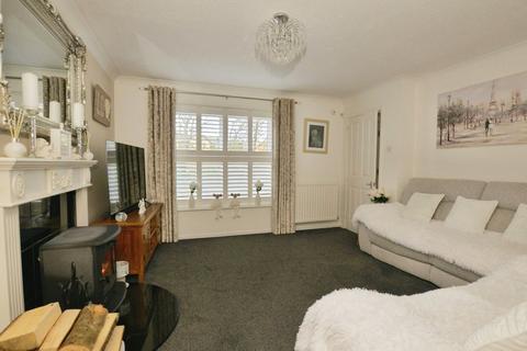 4 bedroom detached house for sale, Chestnut Lane, Ashford TN23