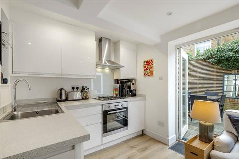 2 bedroom apartment for sale, Harbut Road, SW11