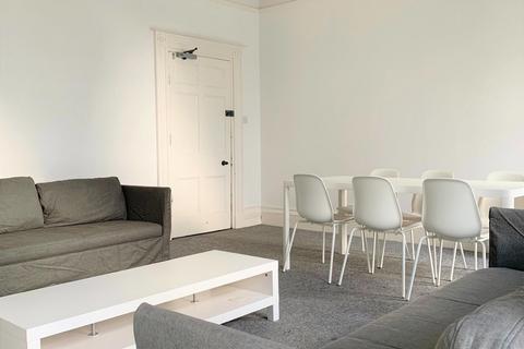 2 bedroom apartment to rent, Cambray Place, Cheltenham, Gloucestershire, GL50 1JS