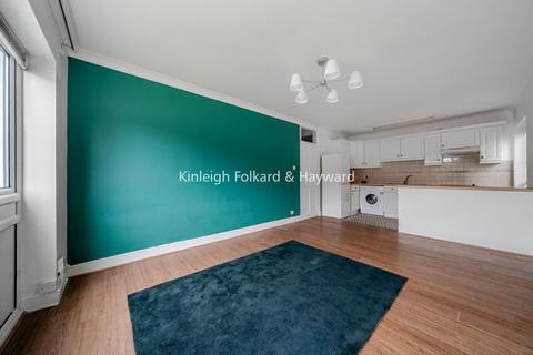 1 bedroom flat for sale, Cooden Close, Bromley, Kent, BR1