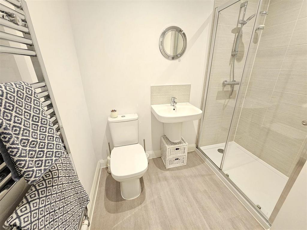 Ensuite.jpg