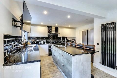 4 bedroom detached house for sale, Sandy Way, Winsford