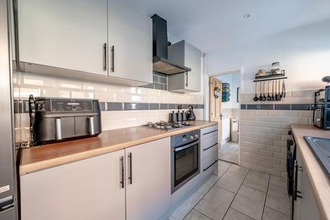 3 bedroom terraced house for sale, Maidstone Road, Lowestoft