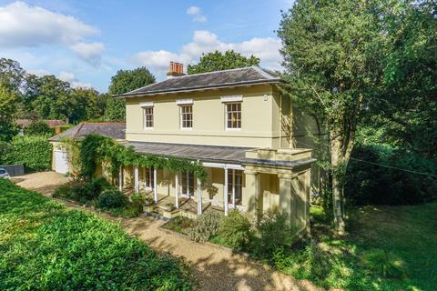 undefined, Vicarage Road, Yateley, Hampshire