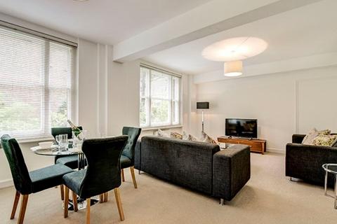 1 bedroom apartment to rent, Hill Street, London W1J