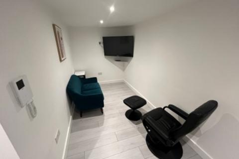 undefined, Millstone Lane, Leicester, LE1
