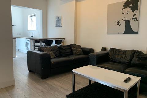 4 bedroom flat to rent, Millstone Street, Leicester, LE1