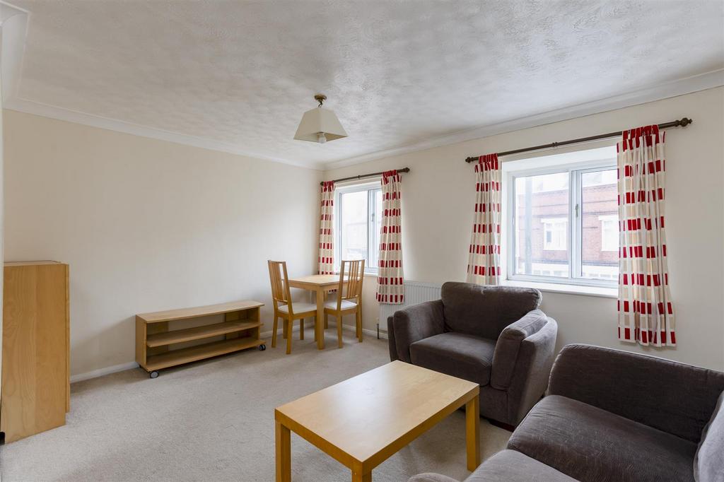 4 Westerdale Court 2.jpg