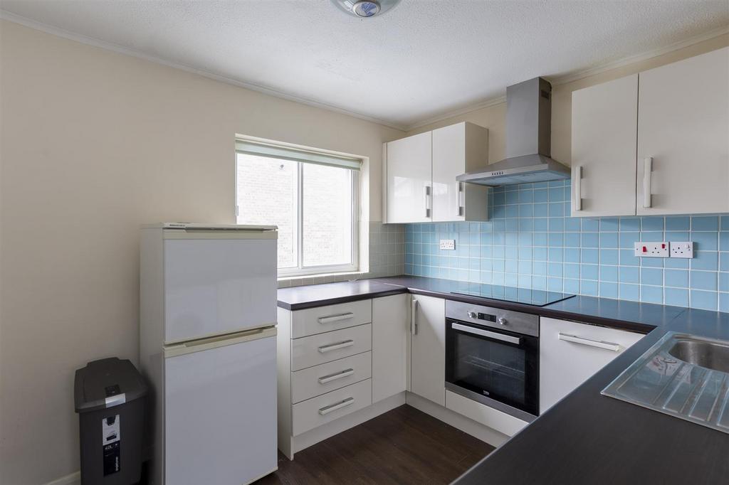 4 Westerdale Court 11.jpg