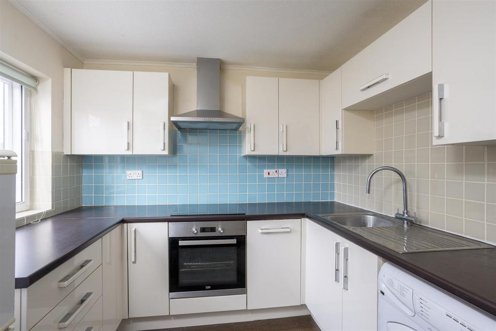 4 Westerdale Court 12.jpg