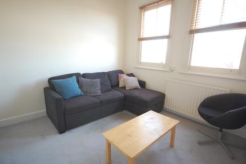 1 bedroom flat to rent, Spencer Road, London W4
