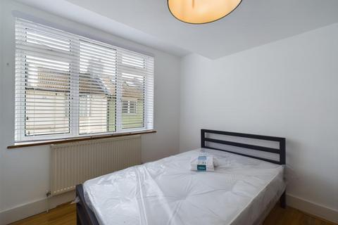 5 bedroom terraced house to rent, St Mary Magdalene Street