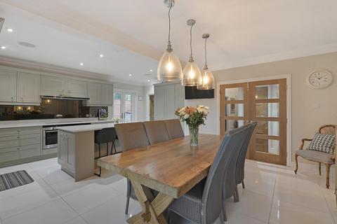5 bedroom detached house for sale, Clare Wood Drive, East Malling ME19