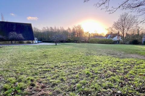 Land for sale, Braybrooke Road, Wargrave, Reading, RG10